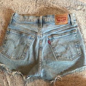 levi jean shorts